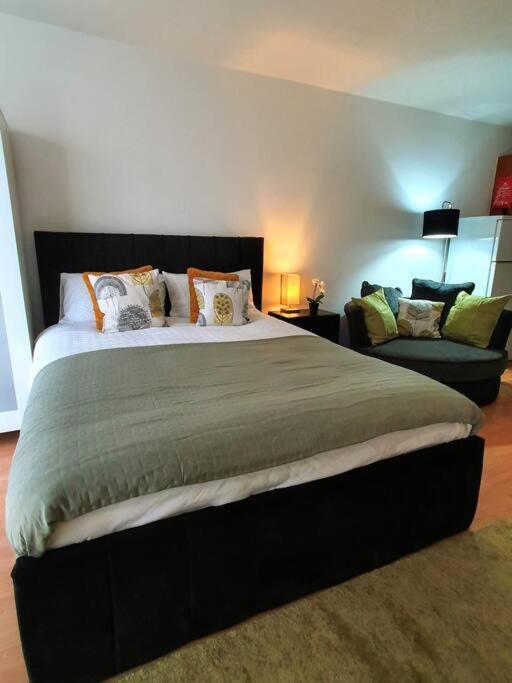 Contemporary Modern Studio Apartment - City Centre Birmingham Buitenkant foto